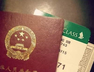 新加坡签证需要自己打印吗？